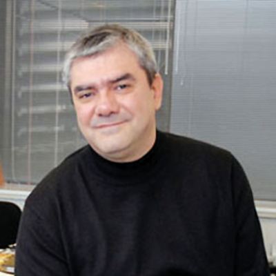 Yılmaz Özdil