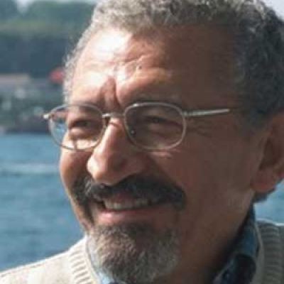 Sulhi Dölek