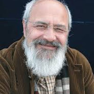 Enis Batur