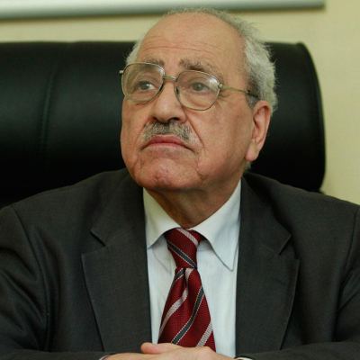 Sezai Karakoç
